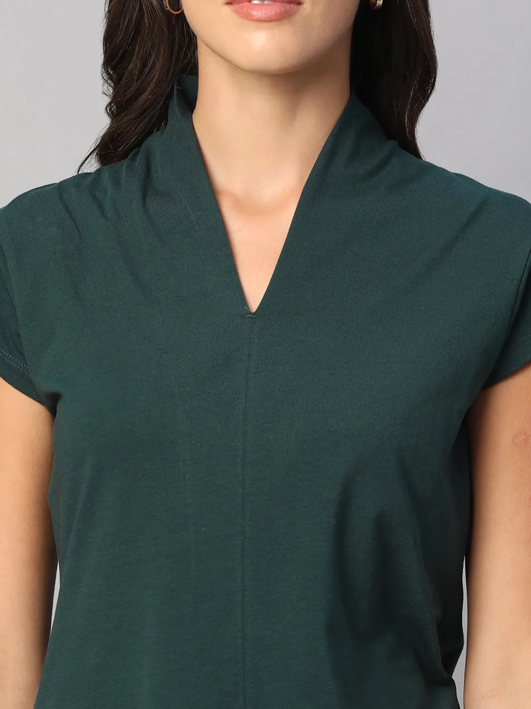 Women Cottonworld V-Neck^Women's Cotton Elastane Slim Fit Tshirt