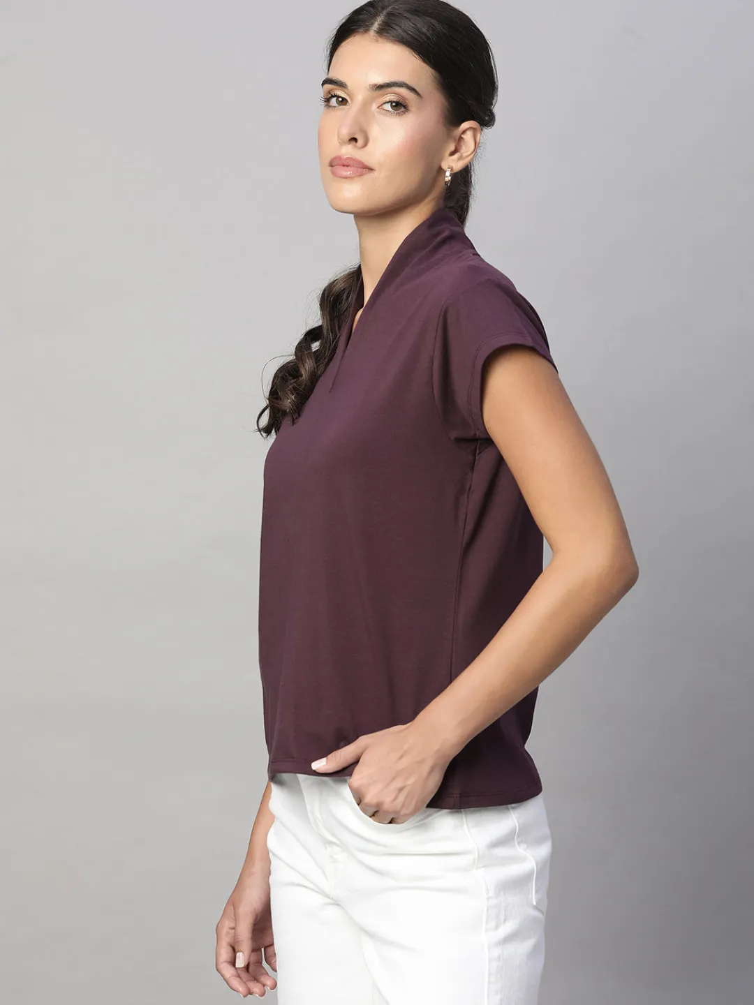 Women Cottonworld V-Neck^Women's Cotton Elastane Slim Fit Tshirt